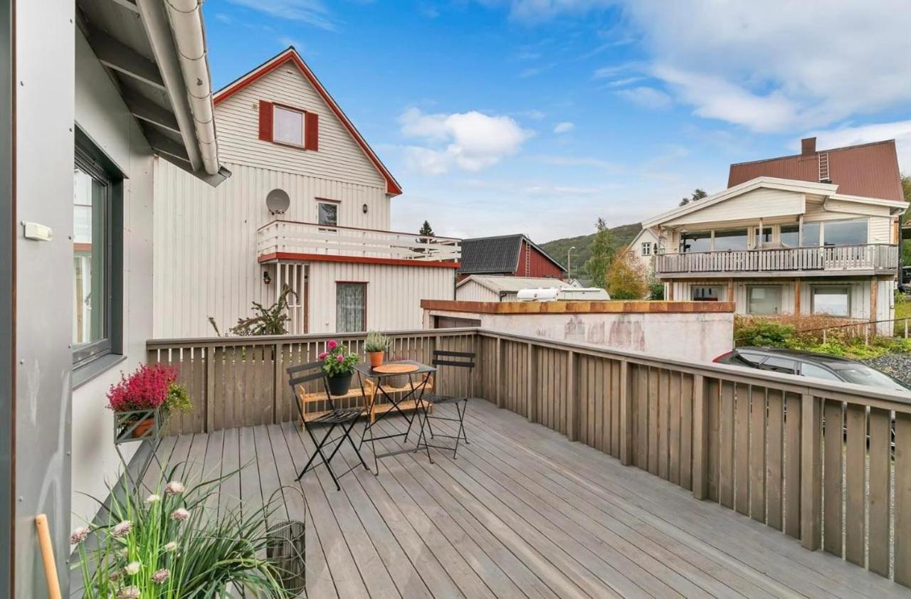 Din Hjem! Mitt I By1. Gratis Parkering!! Apartment Narvik Bagian luar foto
